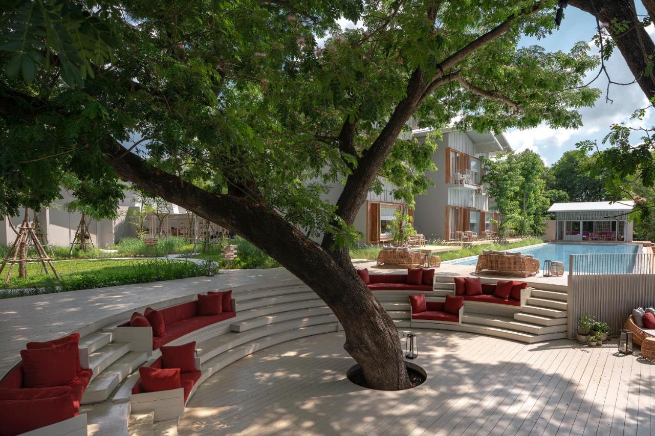 sala bang pa-in Hotel Ayutthaya Bagian luar foto