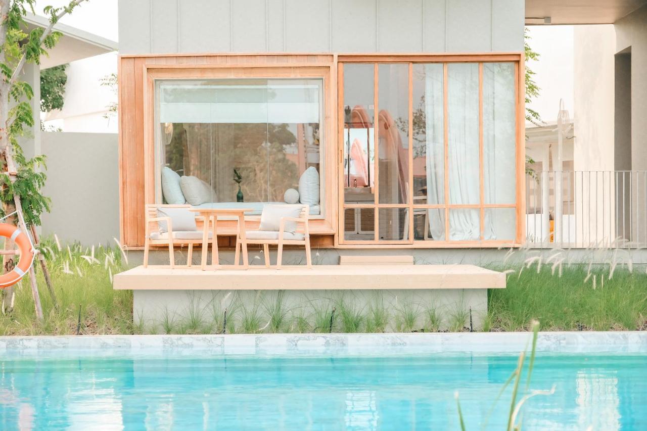 sala bang pa-in Hotel Ayutthaya Bagian luar foto