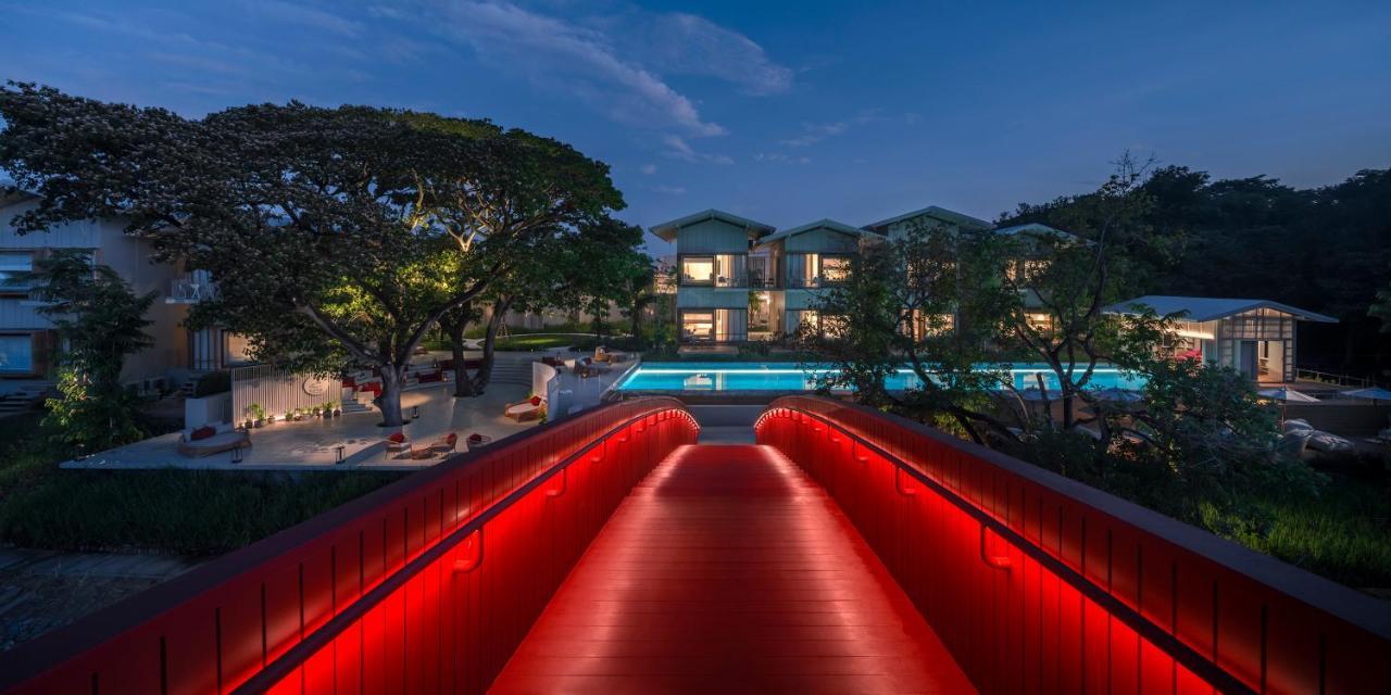 sala bang pa-in Hotel Ayutthaya Bagian luar foto